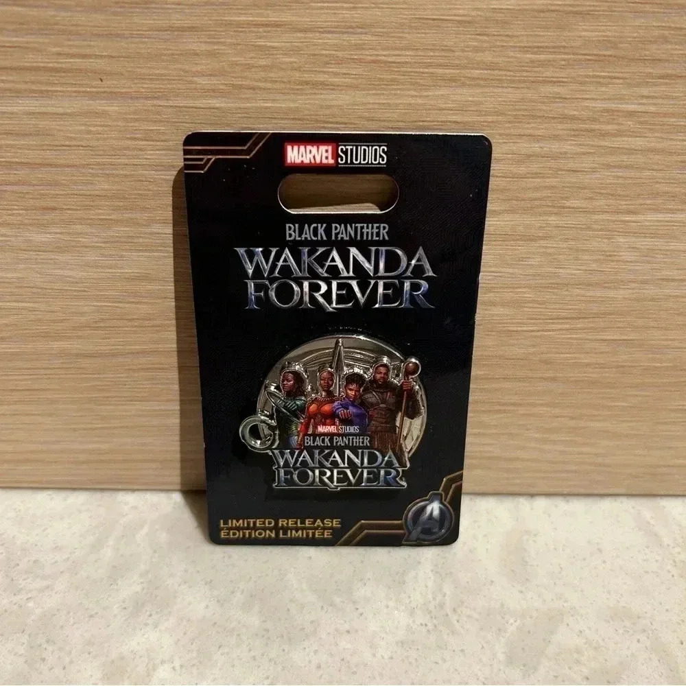 Black Panther  pin
